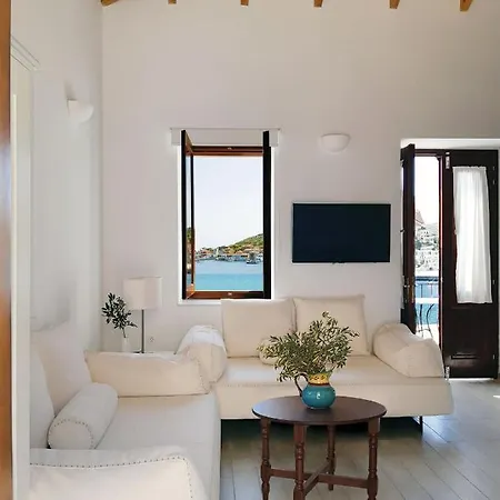 Aegean View * Χάλκη